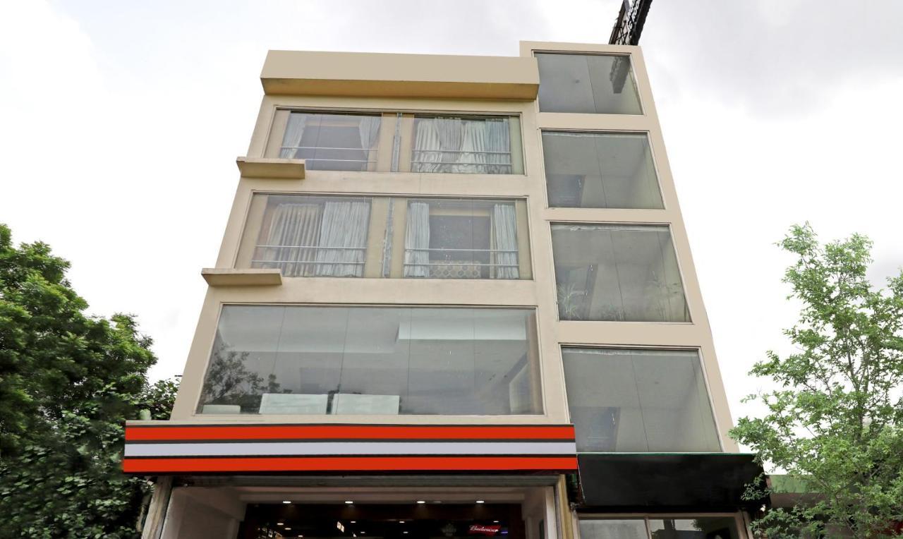 Treebo Galaxy Rooms Nova Deli Exterior foto